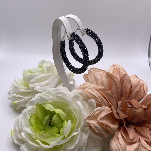 Hoop Earrings With Black Glitter Sparkle NEW - Picture 7 of 7